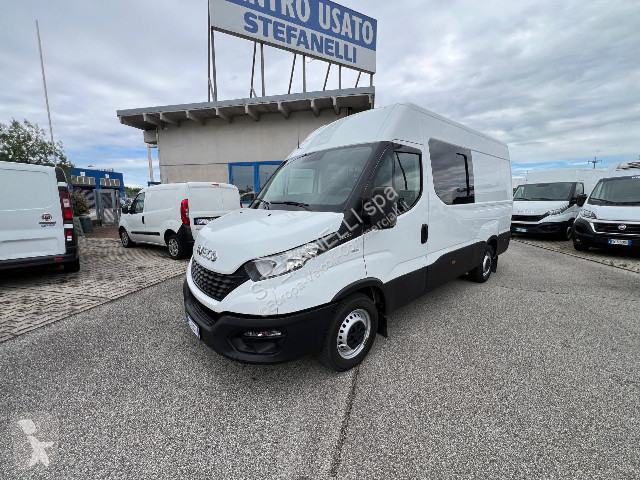 Furgoneta Iveco DAILY 35S16 V 7 posti