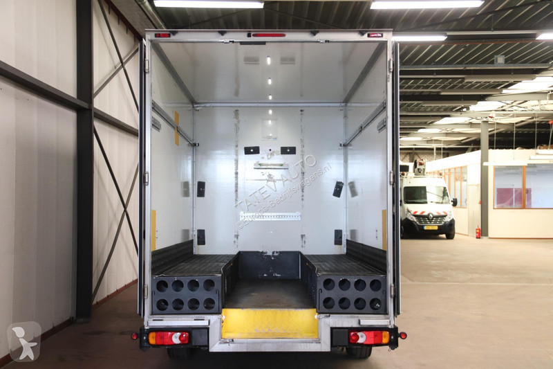 Furgoneta Renault 170PK AUTOMAAT LOWLINER...