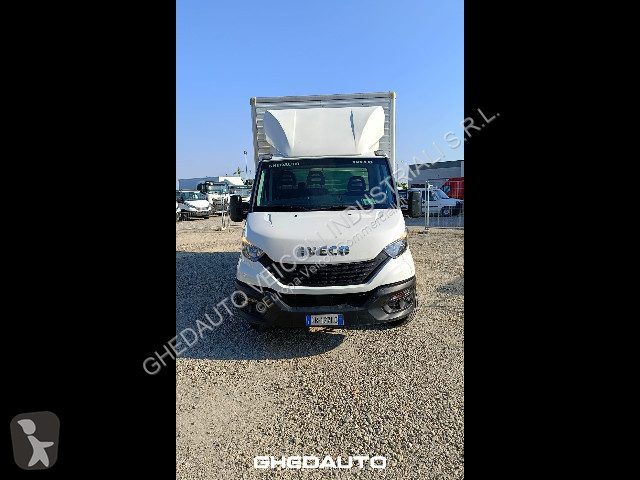 Furgoneta Iveco Daily V 35.14 2019 - CON SPONDA