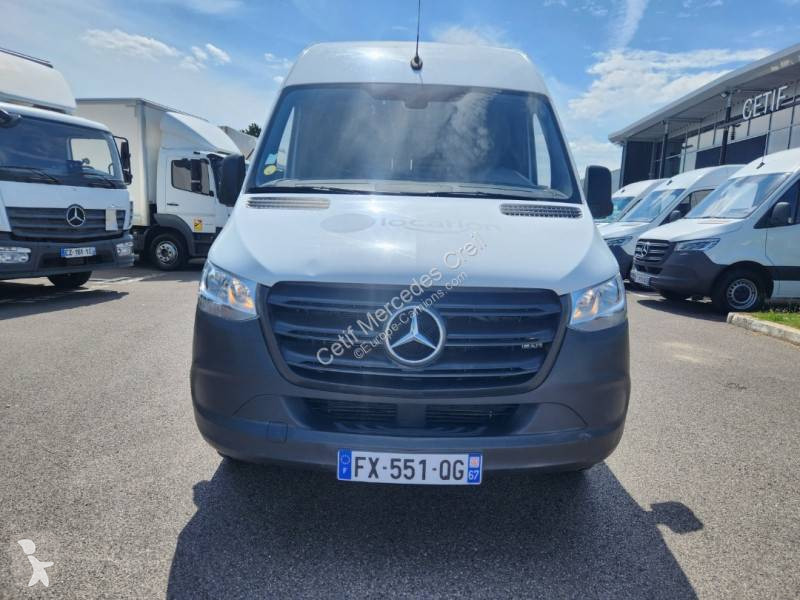 Véhicule utilitaire Mercedes