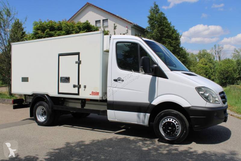 Véhicule utilitaire Mercedes