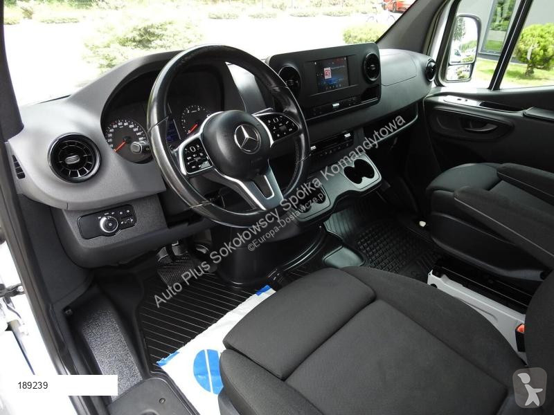 Véhicule utilitaire Mercedes SPRINTER FURGON...