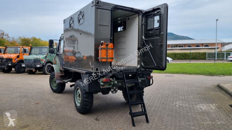 Bedrijfswagen  FM1 shelter ausgebaut