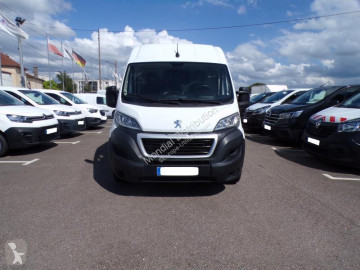 Fourgon utilitaire Peugeot