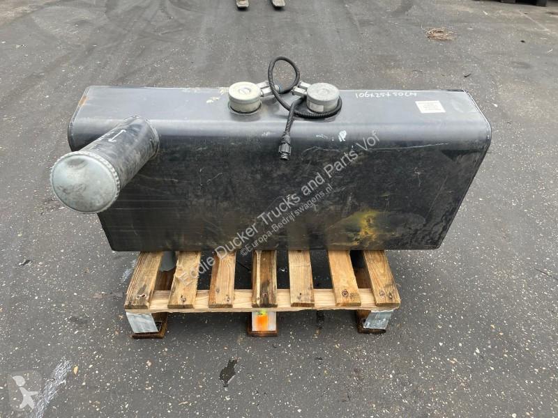 Užitkové vozidlo STALEN BRANDSTOFTANK 120...