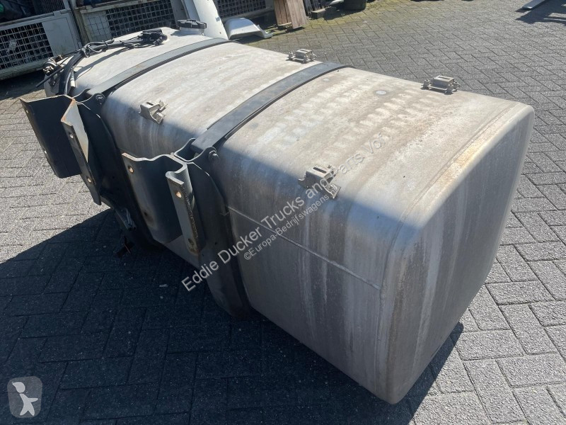 Véhicule utilitaire DAF 2041734 BRANDSTOFTANK...