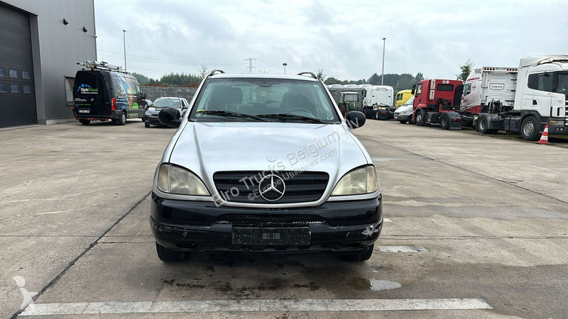 Véhicule utilitaire Mercedes ML 270 CDI M-lasse