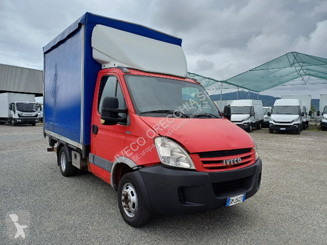 Véhicule utilitaire Iveco DAILY 35C10