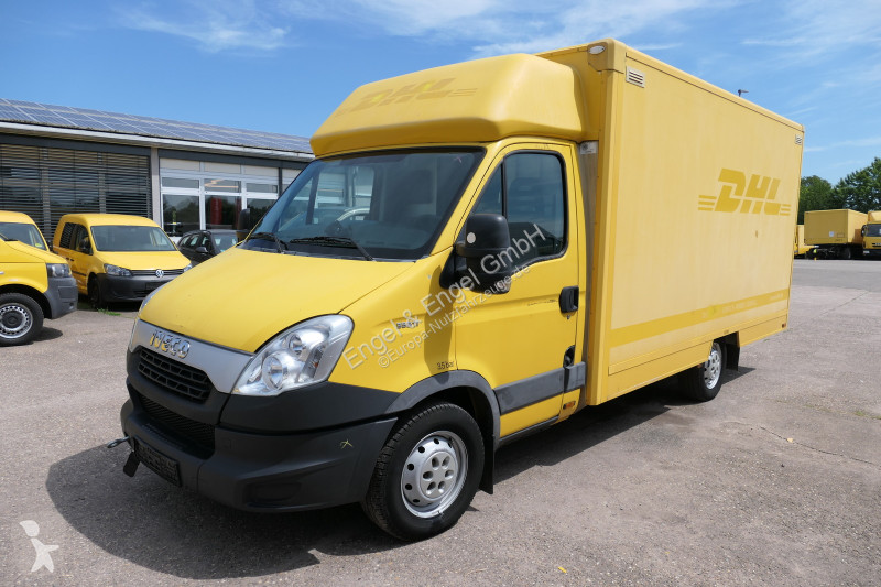 Véhicule utilitaire Iveco Daily 35 S11 C30C...