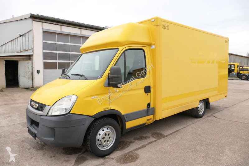 Veicolo commerciale Iveco Daily 35 S11 C30C...