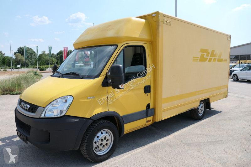 Veicolo commerciale Iveco Daily 35 S11 C30C...