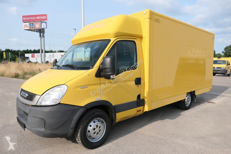Veicolo commerciale Iveco Daily 35 S11 C30C...