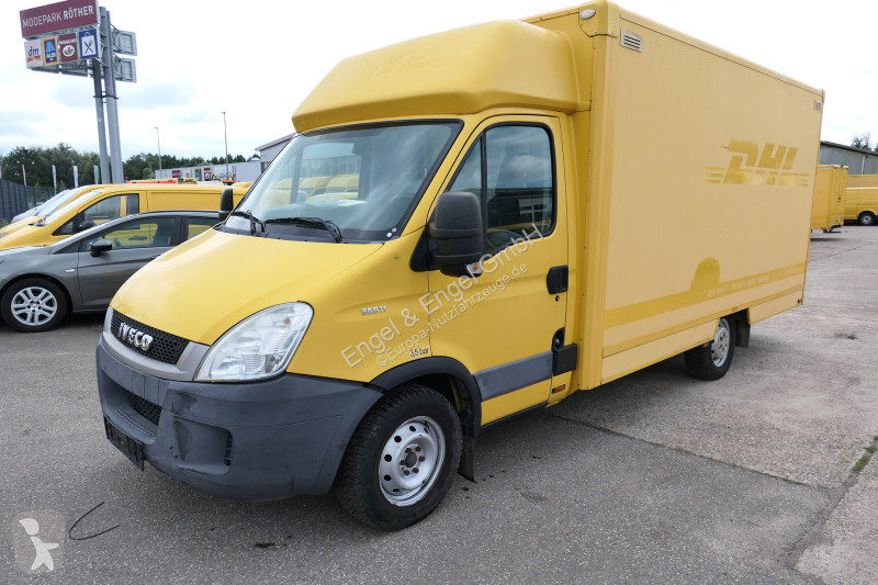 Užitkové vozidlo Iveco Daily 35 S11 C30C...