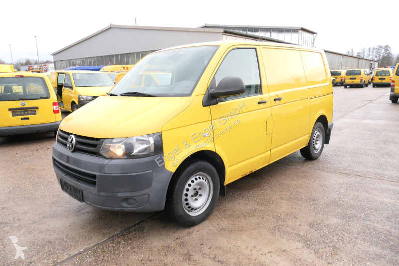 Véhicule utilitaire Volkswagen T5 Transporter...