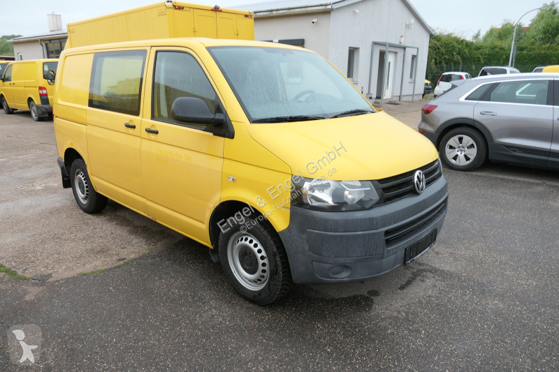 Véhicule utilitaire Volkswagen T5 Transporter...