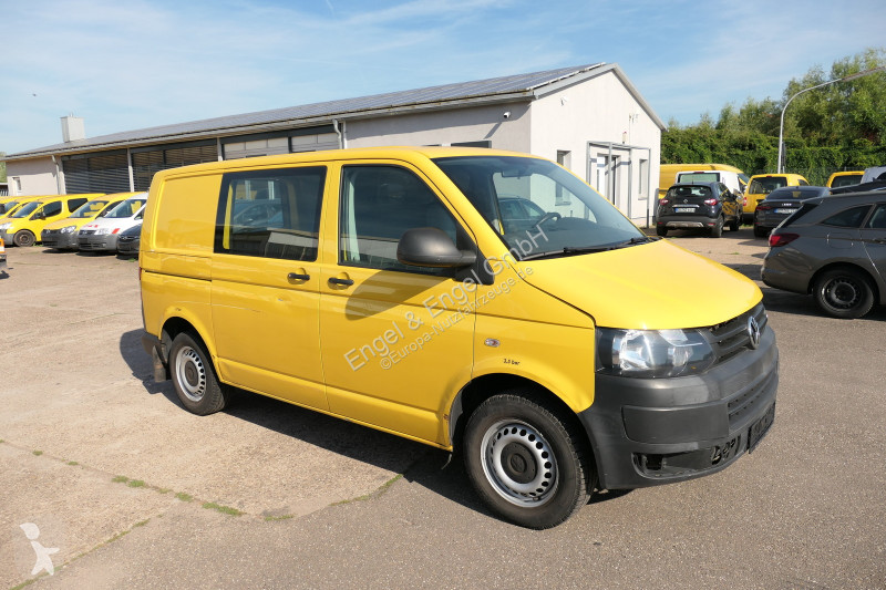 Autoutilitară Volkswagen T5 Transporter 2.0 TDI...