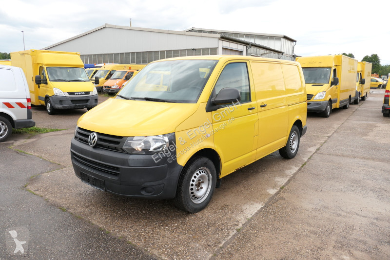 Véhicule utilitaire Volkswagen T5 Transporter...
