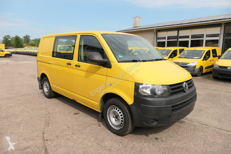 Véhicule utilitaire Volkswagen T5 Transporter...