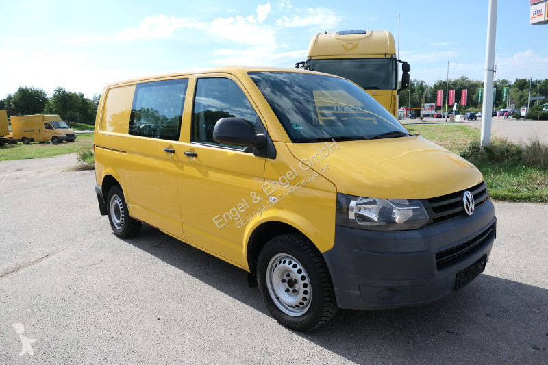 Véhicule utilitaire Volkswagen T5 Transporter...