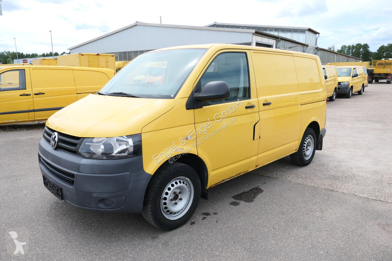 Véhicule utilitaire Volkswagen T5 Transporter...