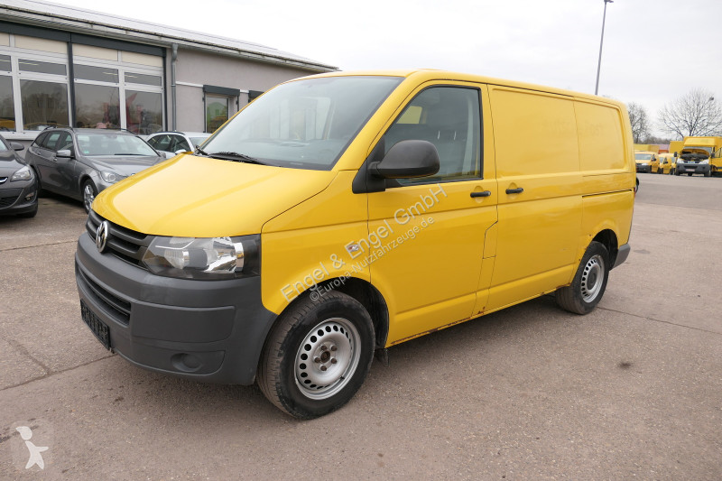 Autoutilitară Volkswagen T5 Transporter 2.0 TDI...