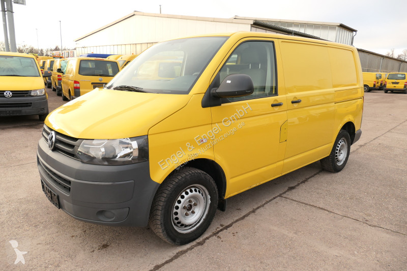Véhicule utilitaire Volkswagen T5 Transporter...