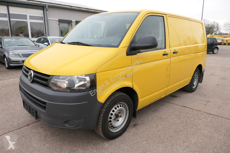 Véhicule utilitaire Volkswagen T5 Transporter...