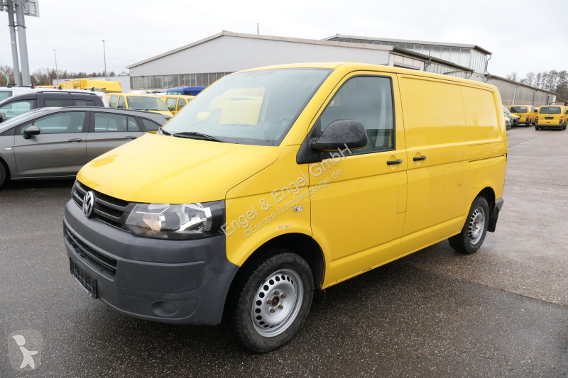 Véhicule utilitaire Volkswagen T5 Transporter...