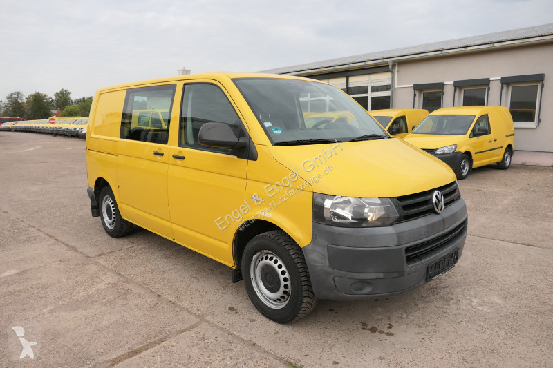 Véhicule utilitaire Volkswagen T5 Transporter...