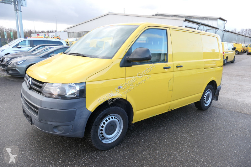 Véhicule utilitaire Volkswagen T5 Transporter...