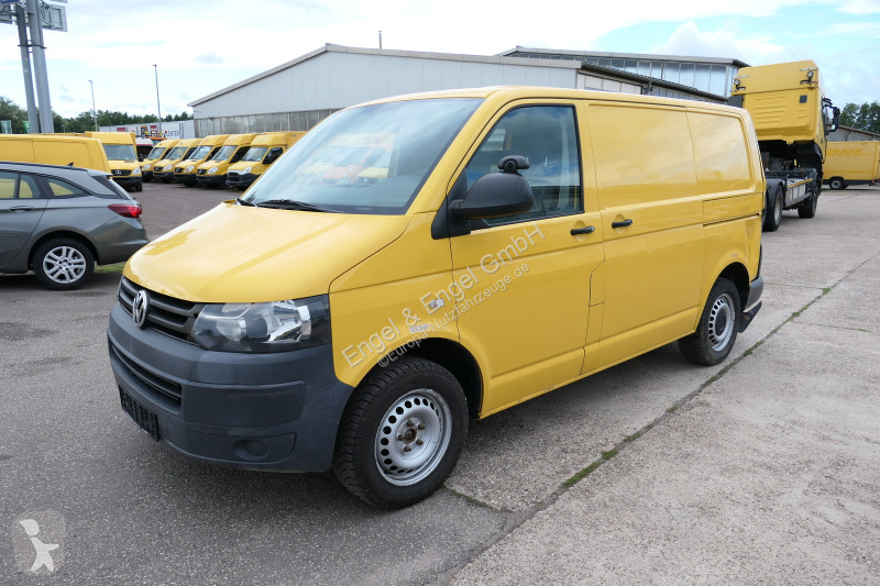 Véhicule utilitaire Volkswagen T5 Transporter...