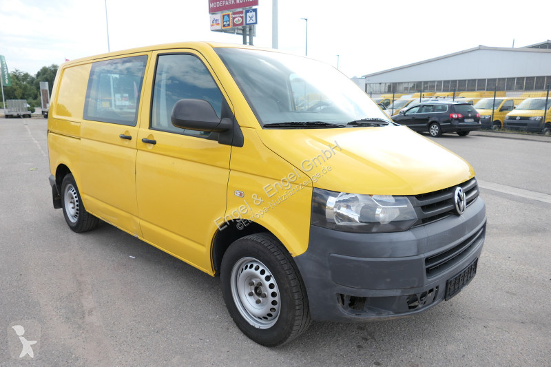 Autoutilitară Volkswagen T5 Transporter 2.0 TDI...