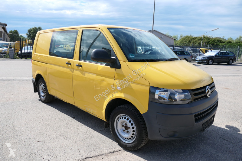 Autoutilitară Volkswagen T5 Transporter 2.0 TDI...