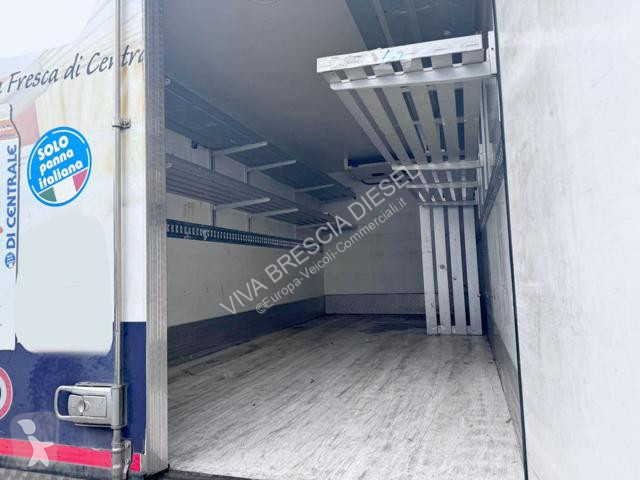 Véhicule utilitaire Mercedes ATEGO