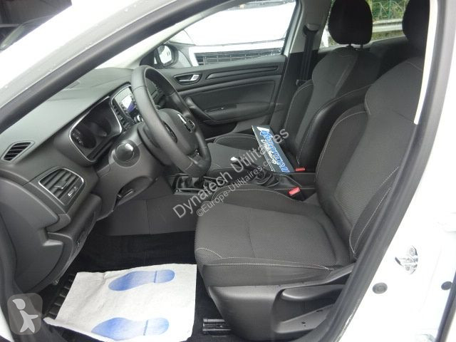 Véhicule utilitaire Renault MEGANE IV STE 1.5...