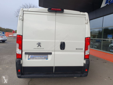 Fourgon utilitaire Peugeot