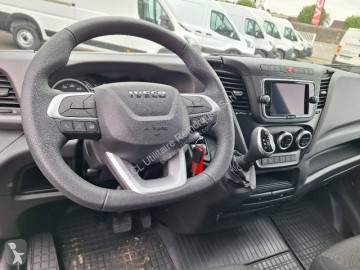 Caja cerrada Iveco