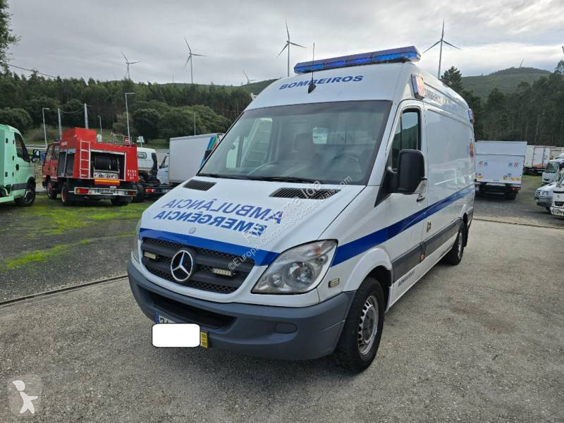 Véhicule utilitaire Mercedes