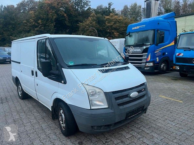 Užitkové vozidlo Ford TÜV bis 10/26