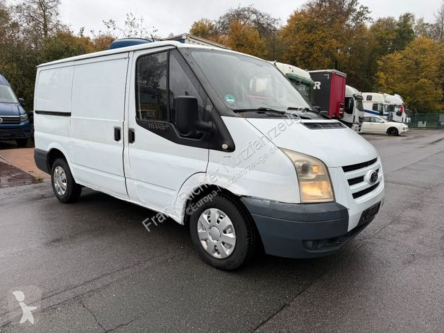Užitkové vozidlo Ford TÜV bis 02/25