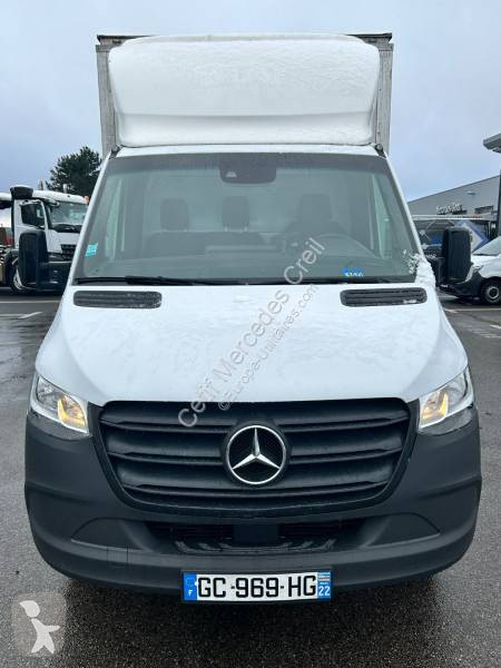 Furgoneta Mercedes