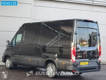 Caja cerrada Iveco