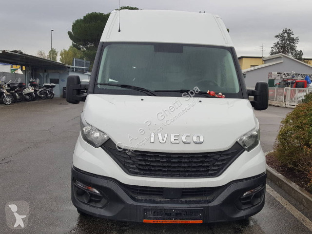 Furgoneta Iveco Daily 35S16