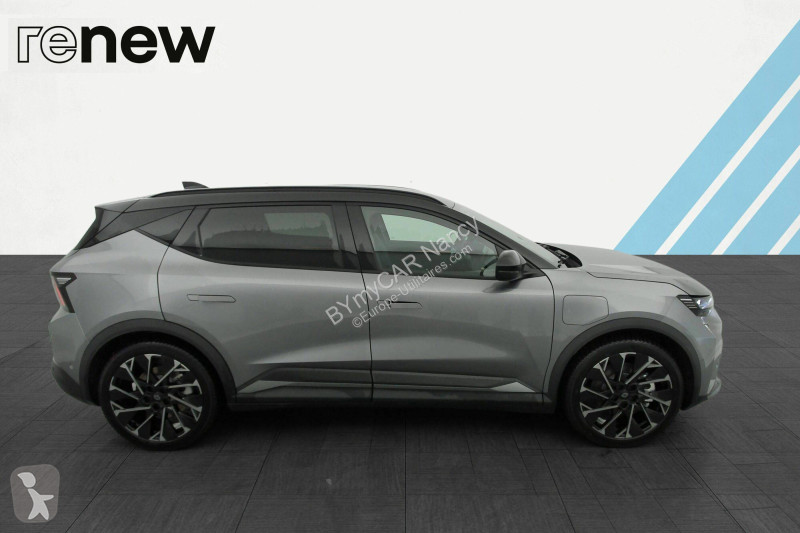 Veicolo commerciale Renault Scenic E-Tech...
