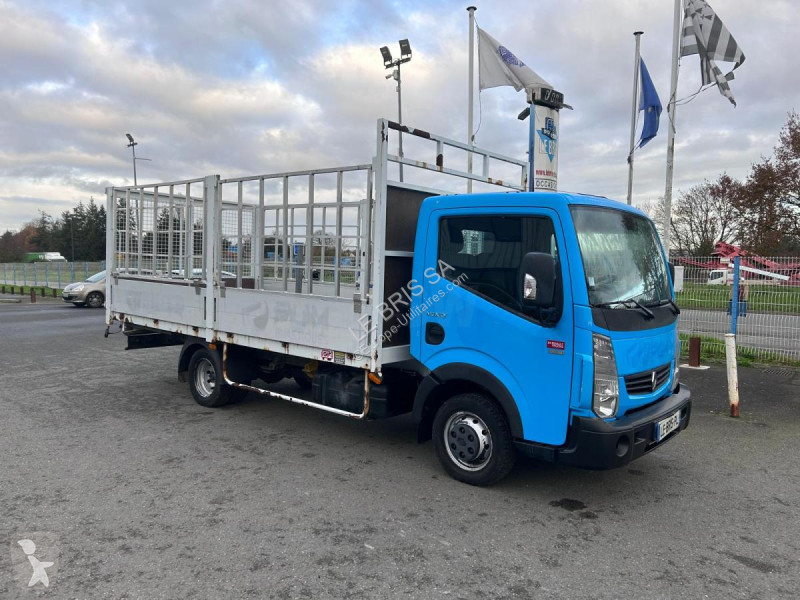 Véhicule utilitaire Renault 3.0 dCi 150