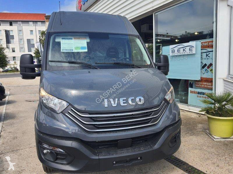 Véhicule utilitaire Iveco