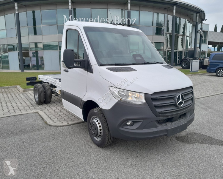 Véhicule utilitaire Mercedes Telaio Traz. Post