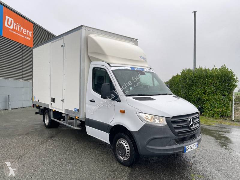 Véhicule utilitaire Mercedes