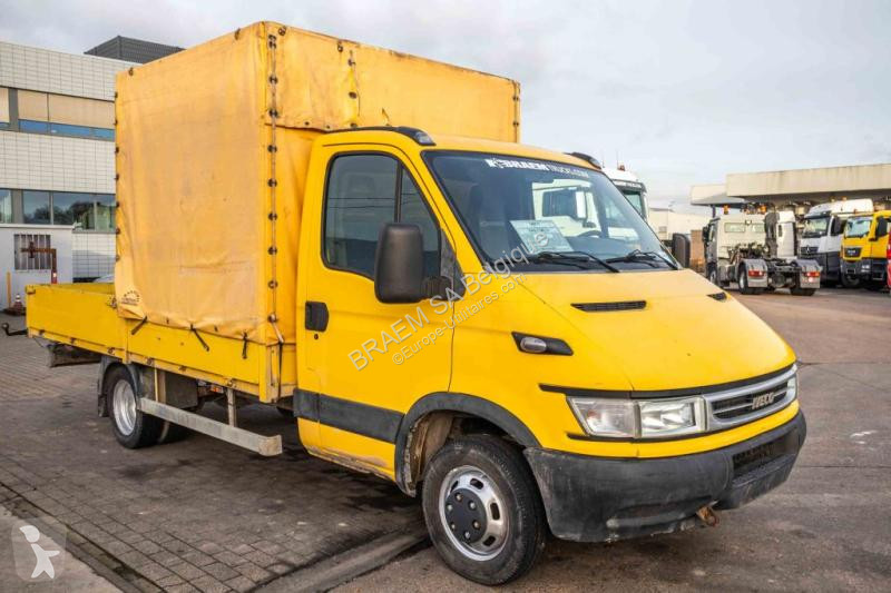 Véhicule utilitaire Iveco 50C13