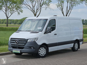 Caja cerrada Mercedes